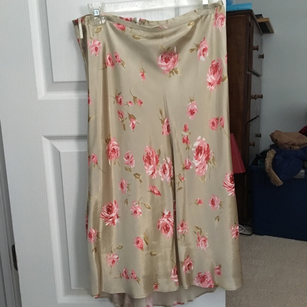Banana Republic Satin Gold Skirt with Roses